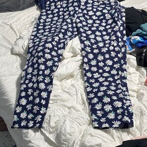Old Navy Women's Navy Daisy Print Pants